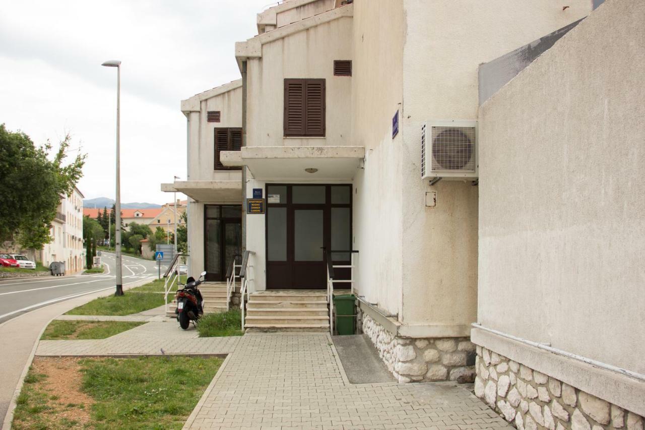 Studio Apartman Dida Bozo Senj  Exteriör bild